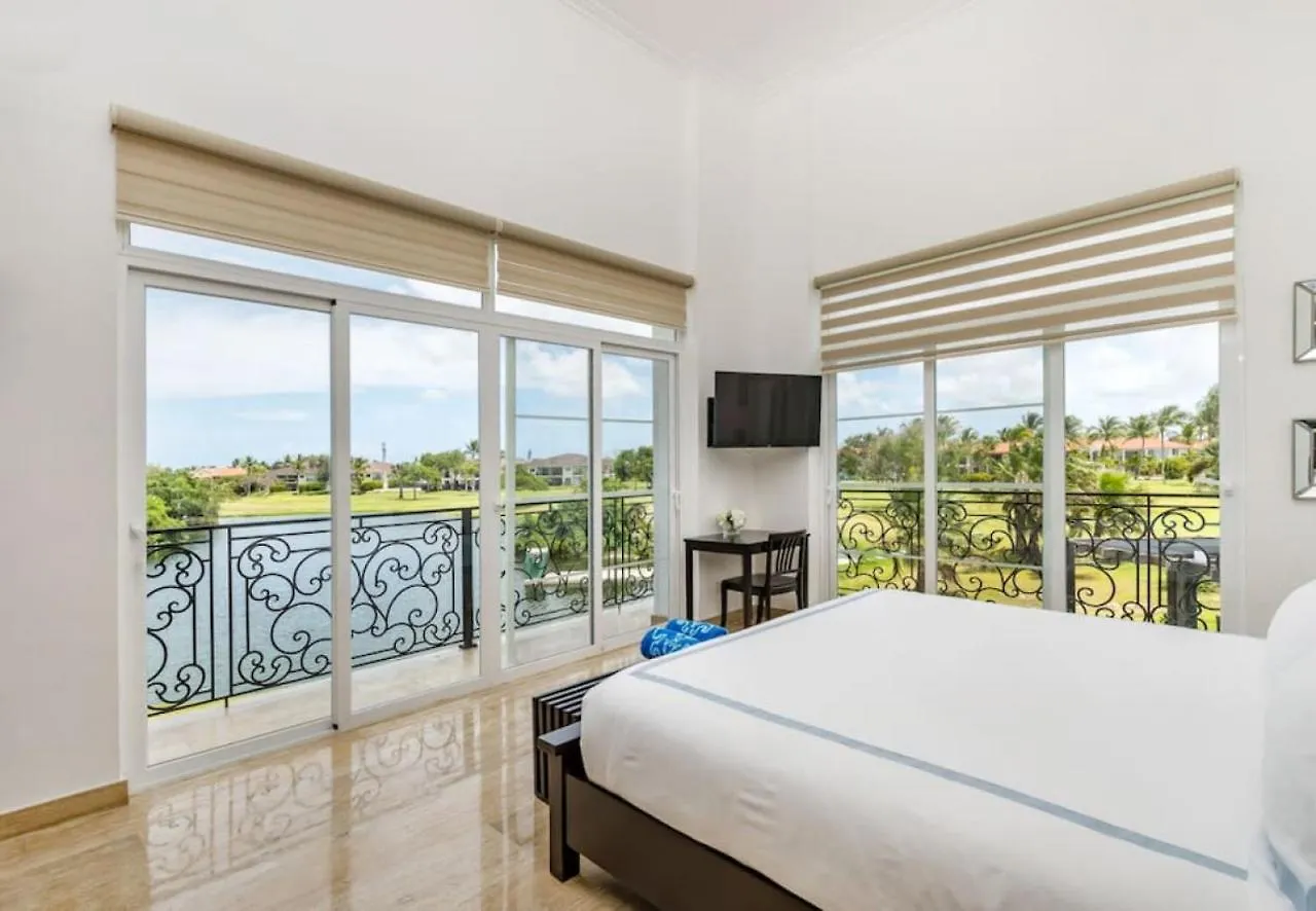 Villa Paraiso Lake Front Villa With Chef And Maids Punta Cana República Dominicana