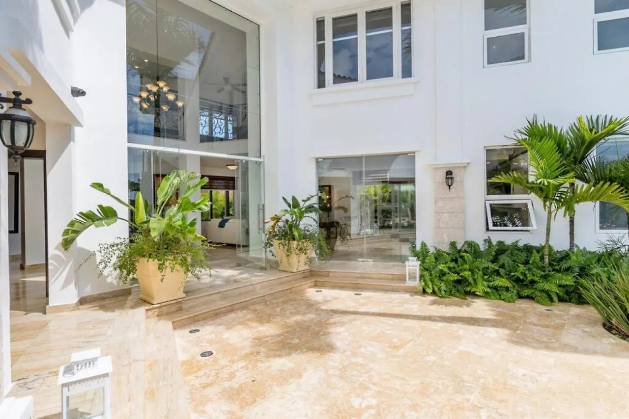 Villa Paraiso Lake Front Villa With Chef And Maids Punta Cana